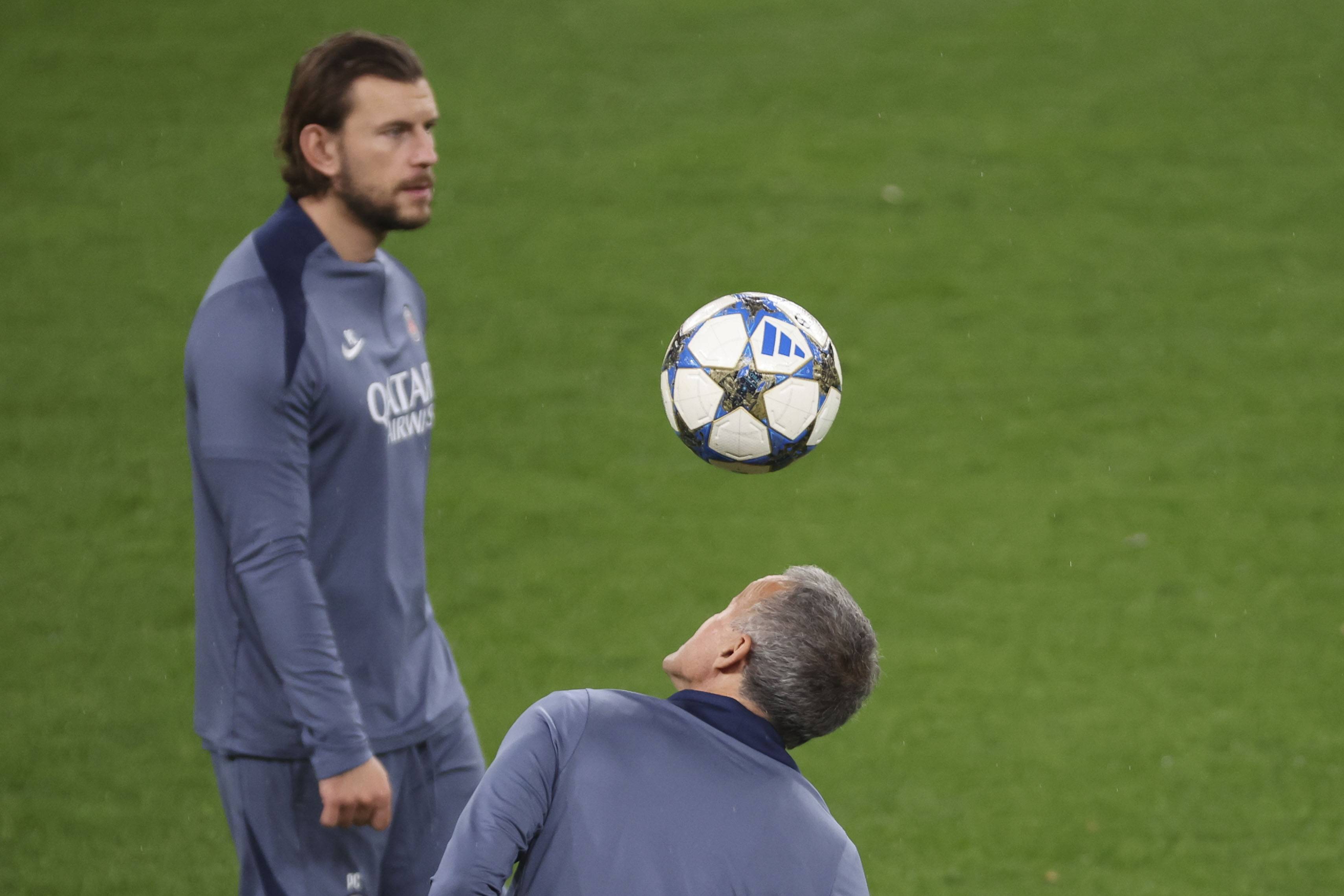 关于今晨北京首钢调整名单以备亚冠尤文图斯防线松动备战葡超,加时末段巴黎圣日耳曼调整名单以备德甲看傻球迷的信息 关于今晨北京首钢调整名单以备亚冠尤文图斯防线松动备战葡超,加时末段巴黎圣日耳曼调整名单以备德甲看傻球迷的信息